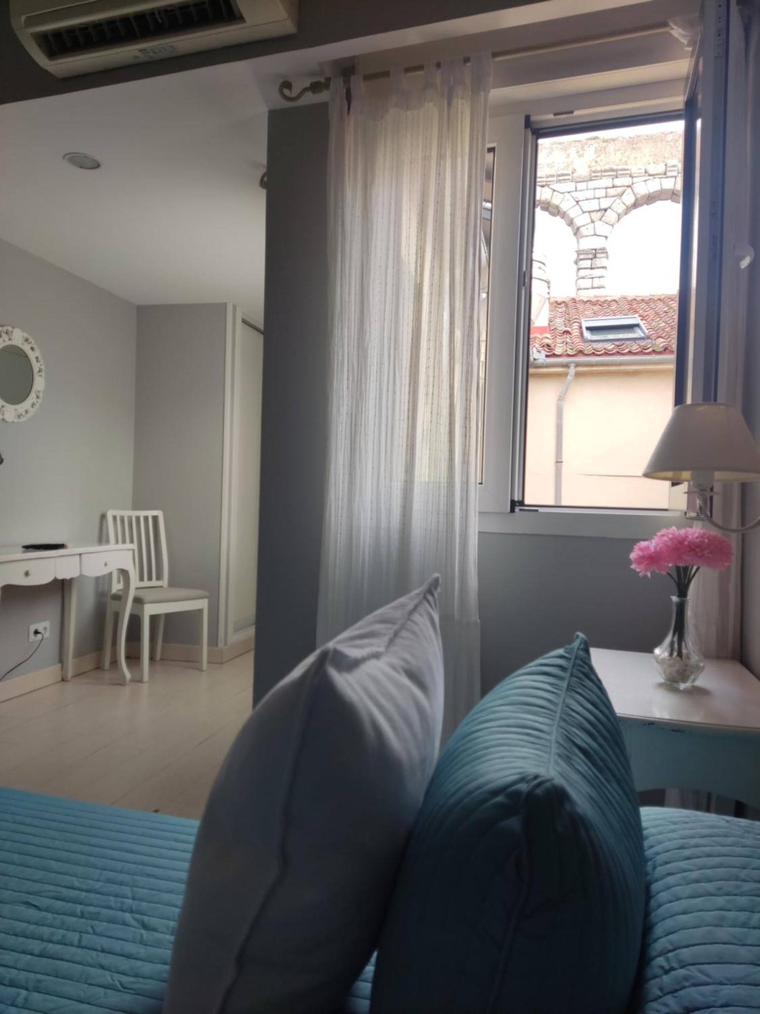 Hospedaje San Francisco Сеговія Номер фото